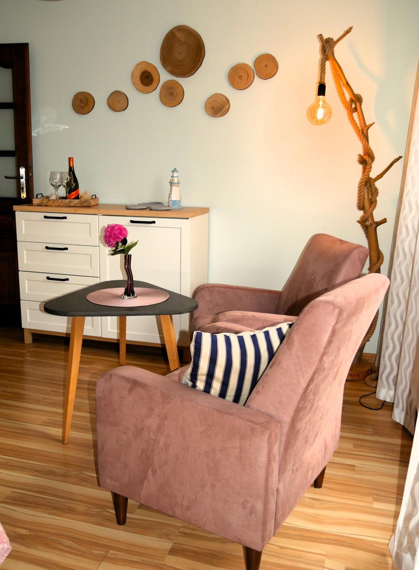 Apartamenty I Mieszkania Wakacyjne Chałupy Εξωτερικό φωτογραφία